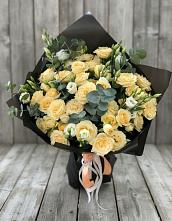 Букет цветов из:  Розы и Лизиантусы #REPLACE_PRED# Старое Дрожжаное