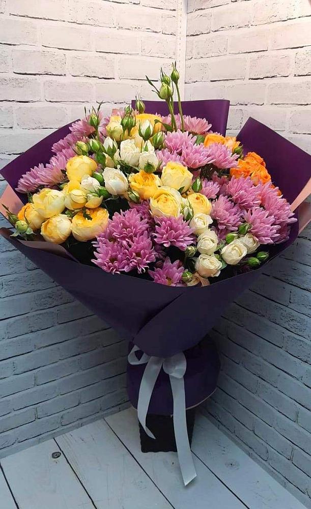 Букет цветов из: Хризантемы и Розы в Старое Дрожжаное