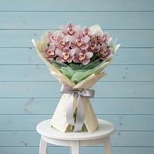 Букет цветов из:  Орхидеи и Розы в Старое Дрожжаное