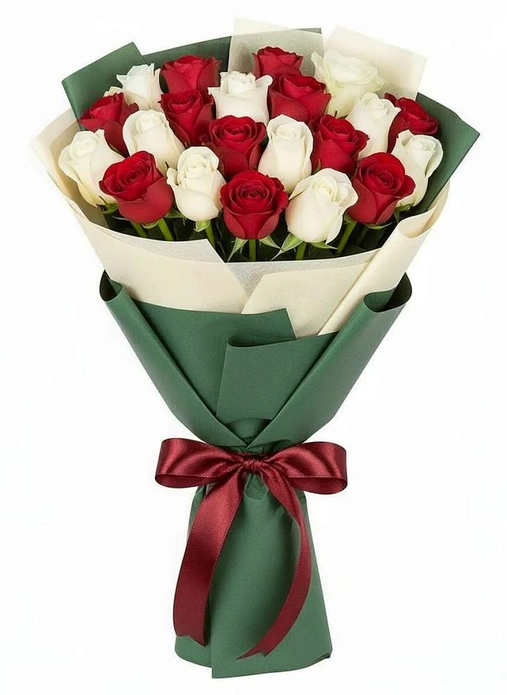 Букет Микс из красных и белых роз в Старое Дрожжаное