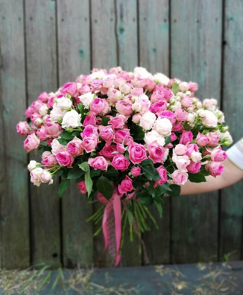 Букет Розовые кустовые розы Натали и Лав Лидия в Старое Дрожжаное