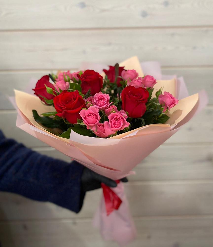 Букет цветов из: Розы в Старое Дрожжаное