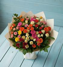 Букет Микс из разноцветных кустовых роз в Старое Дрожжаное