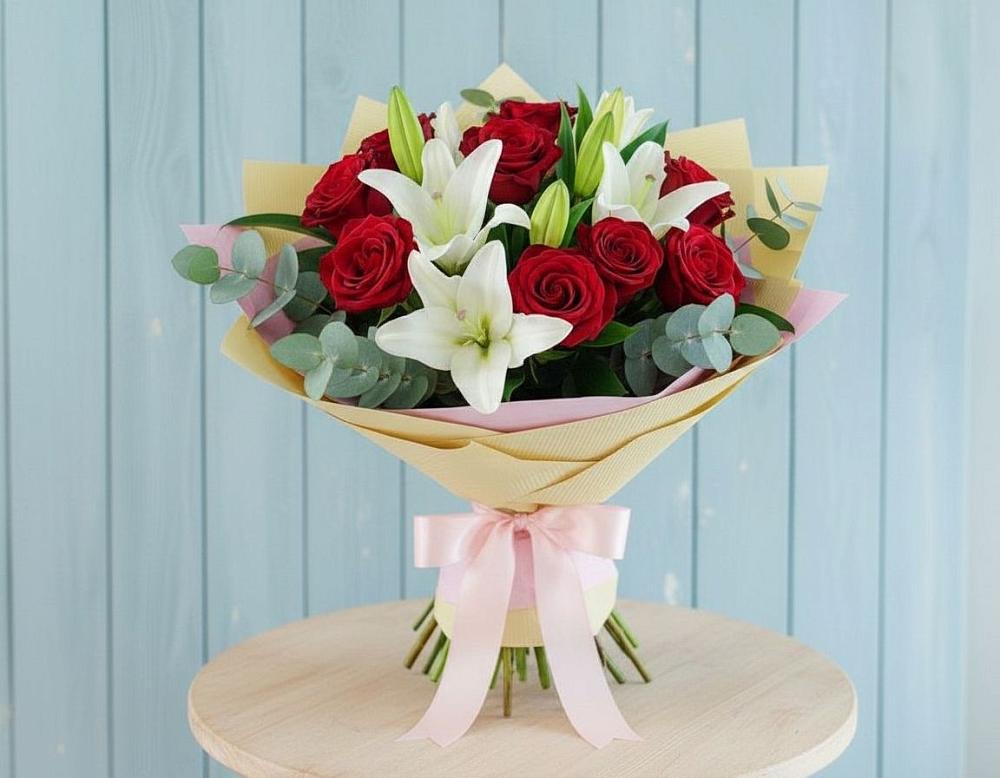 Букет цветов из: Лилии и Розы в Старое Дрожжаное